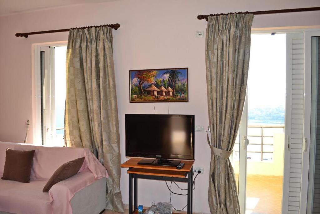Apartment Elena Sarandë Exterior foto
